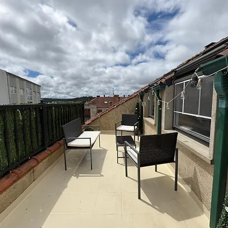 Atico Luminoso Con Terraza * Negreira