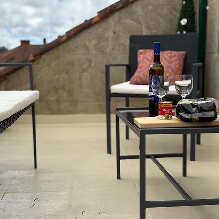 Atico Luminoso Con Terraza * Negreira