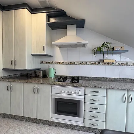 Atico Luminoso Con Terraza