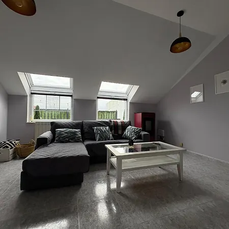 Apartamento ático Luminoso Con Terraza Negreira