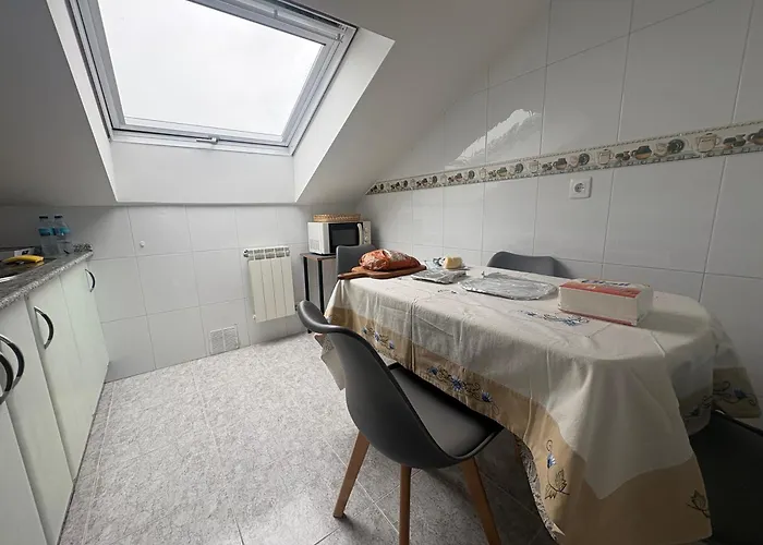 Apartamento ático Luminoso Con Terraza Negreira