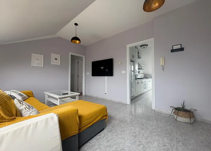 Atico Luminoso Con Terraza * Negreira