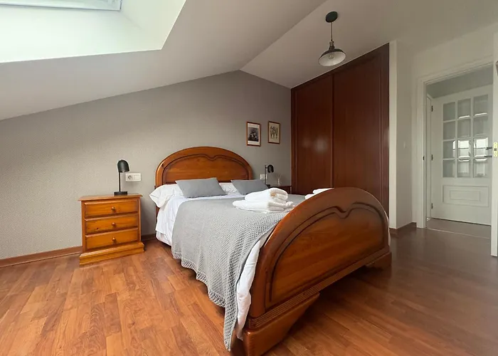 Atico Luminoso Con Terraza Daire