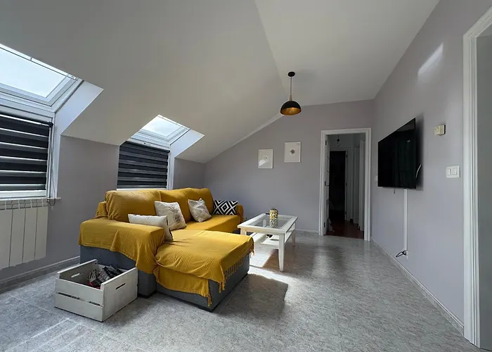 ático Luminoso Con Terraza Apartamento Negreira